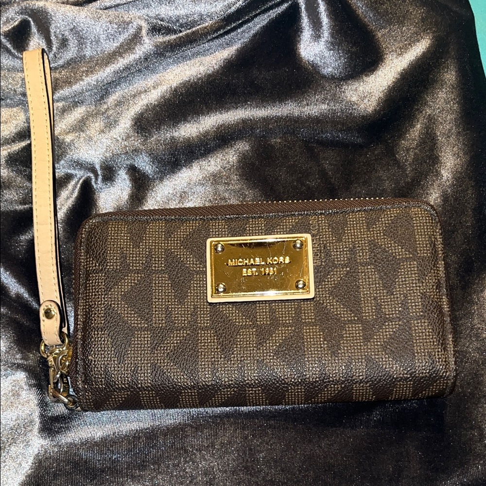 Michael Kors Brown and Gold Logo Wristlet